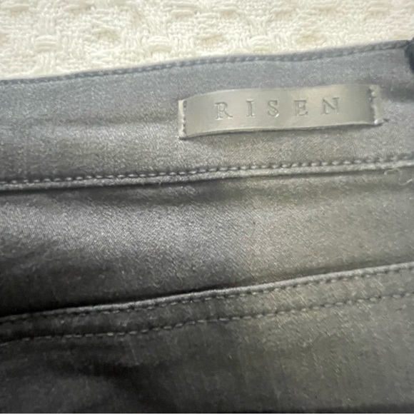 Risen Elegant Black Wide/Flare Leg Jeans Size 13- 31 ~ Casual - Picture 8 of 10